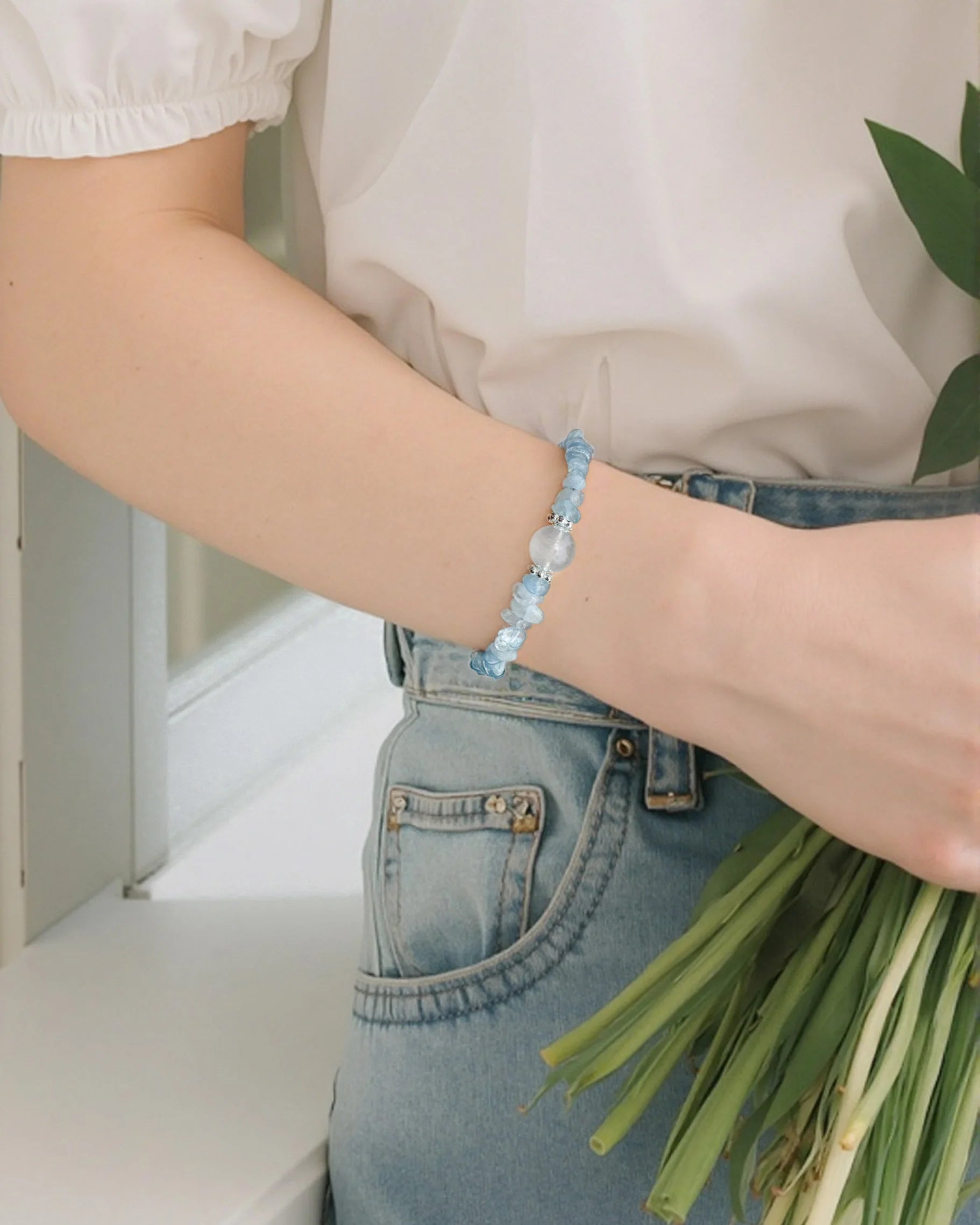 Aquamarine Irregular Beaded Bracelet | HALO IN STYLE