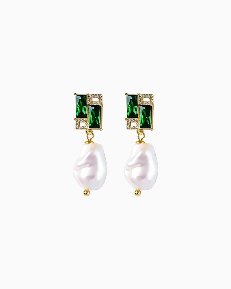 Emerald Green Vintage Drop Earring