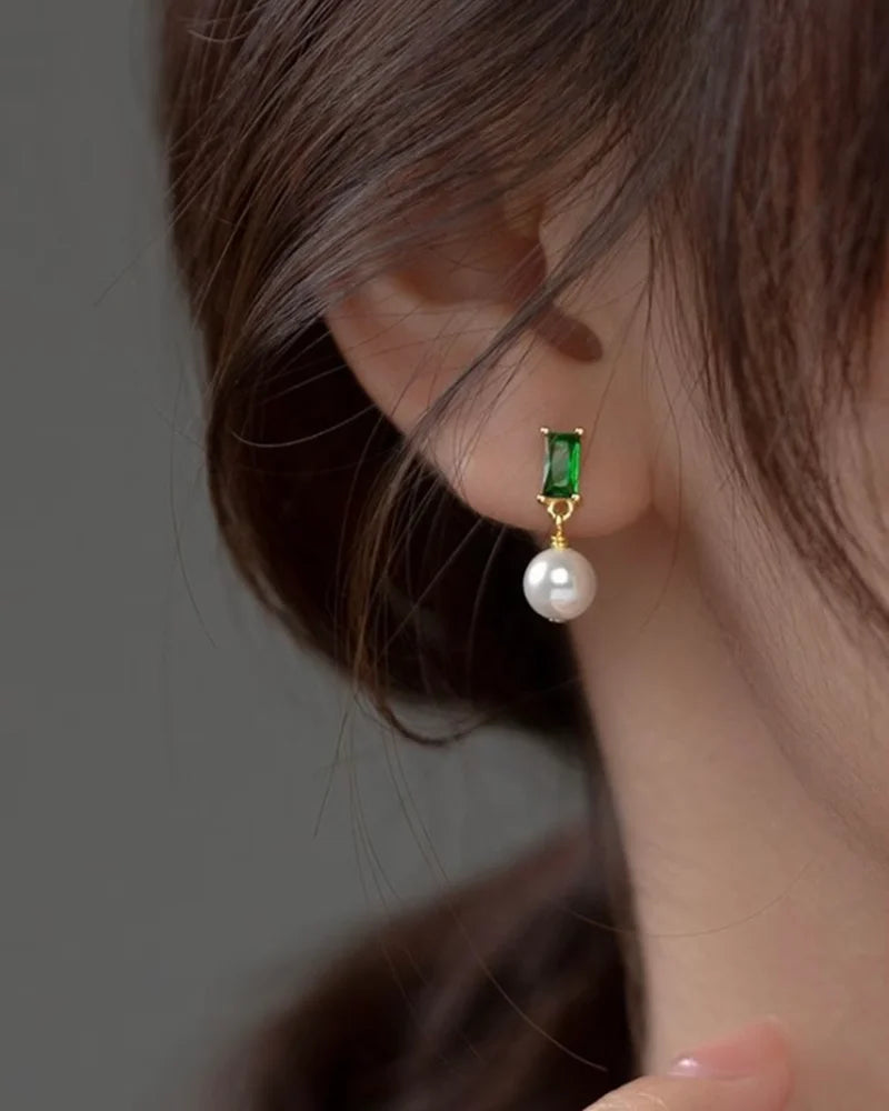 Emerald Green Mismatch Drop Earrings