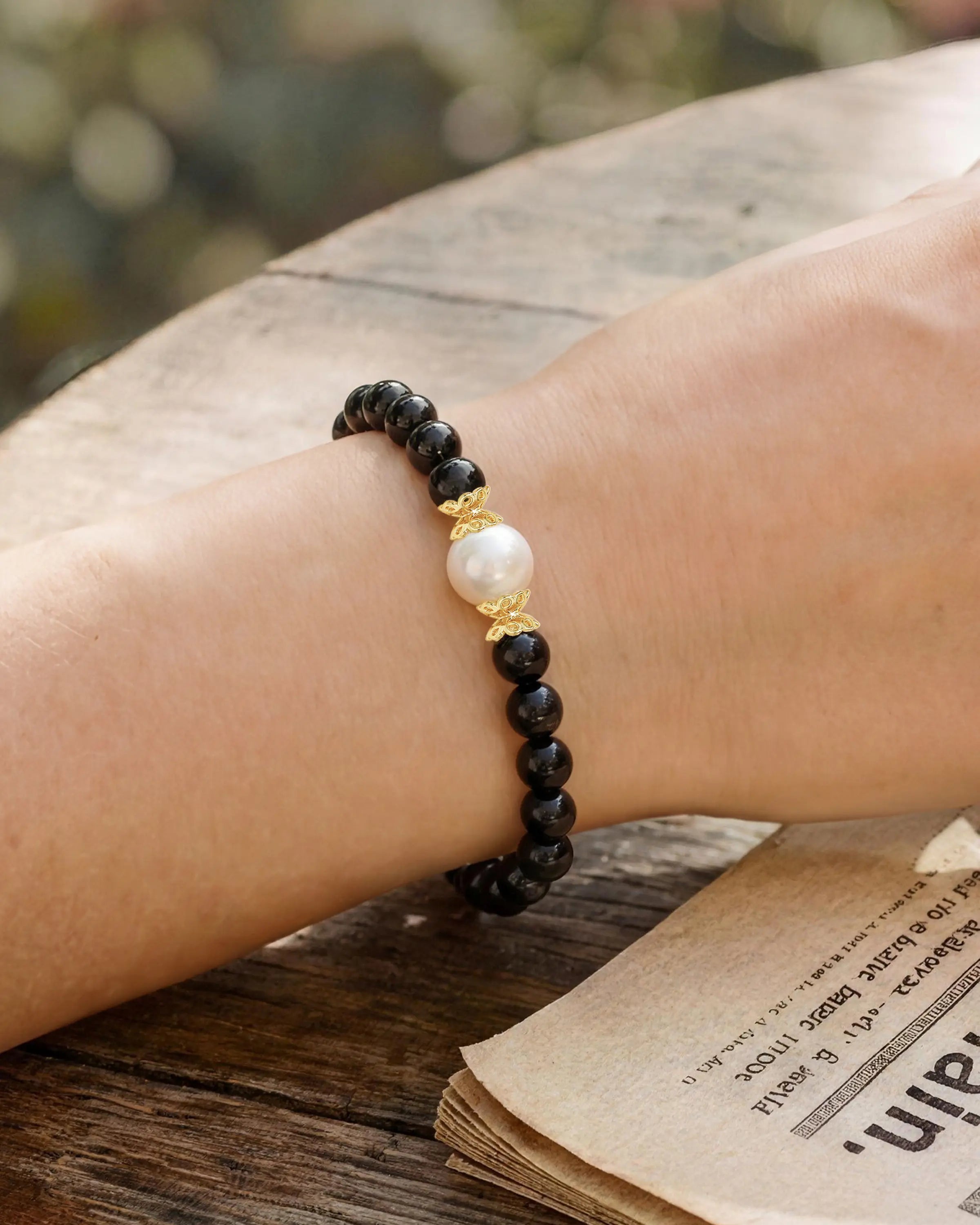 black onyx bracelet with pearl