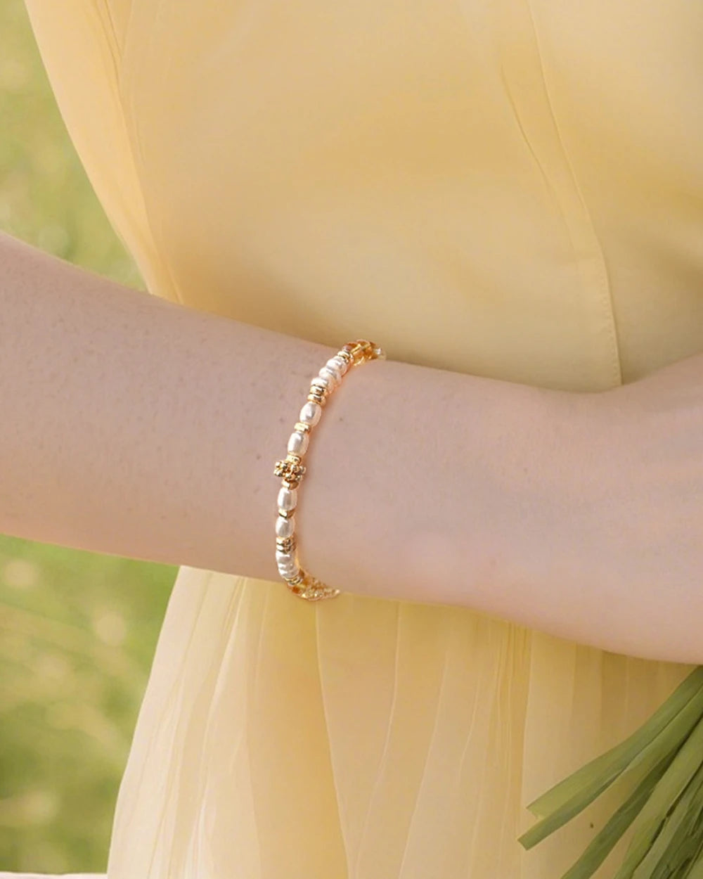 citrine beaded necklace on the model