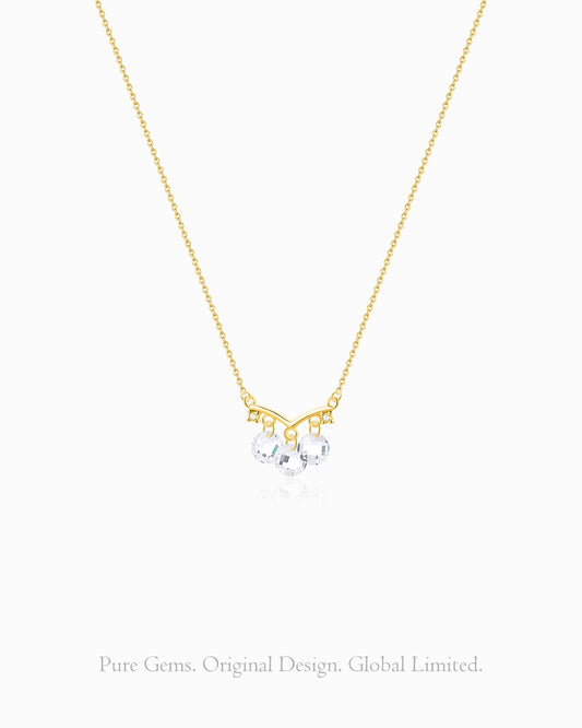Clear Quartz Gold Pendant Pendant Necklace | HALO IN STYLE