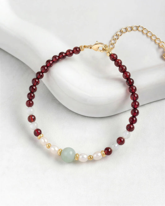 ガーネットムーンストーン ゴールドメッキ スターリングシルバーブレスレット - 情熱と直感