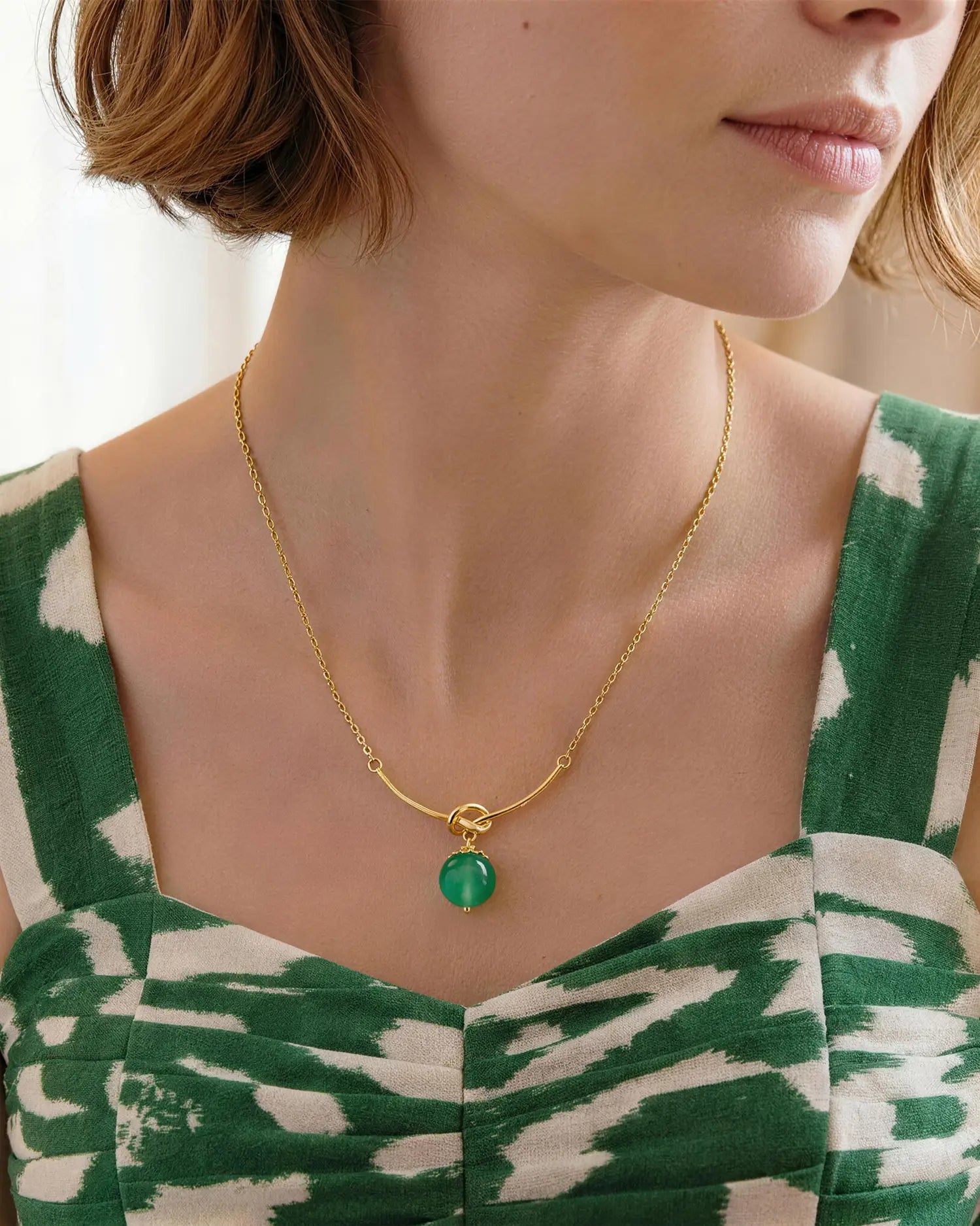 green agate pendant necklace