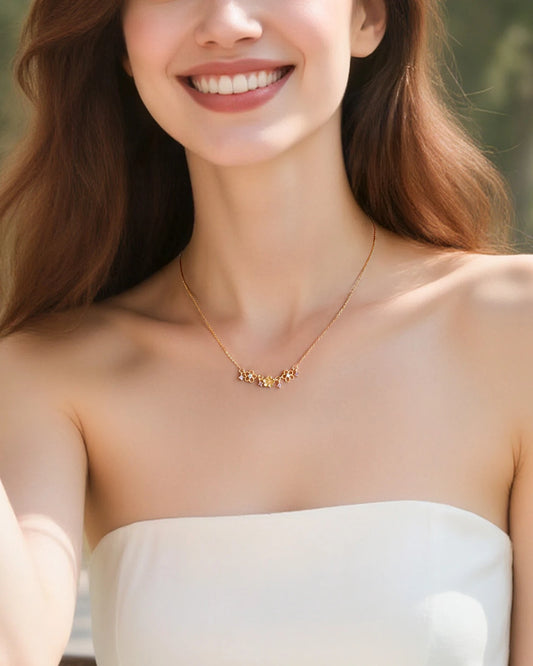 フローラル 14K ゴールドメッキ スターリングシルバー ネックレス – 愛と恵み