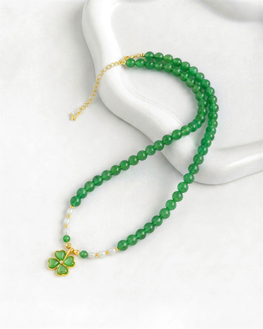 Green Agate Clover Gold Necklace – Balance & Harmony