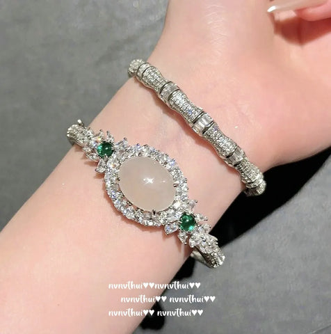 Brilliant High-Quality Zircon Bangle
