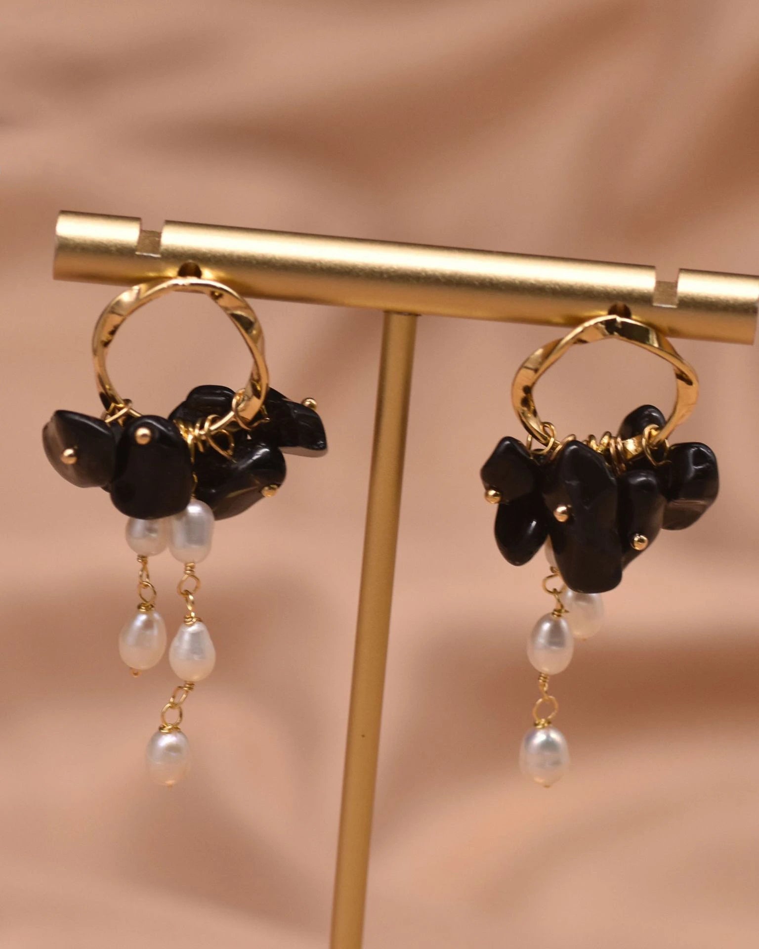 onyx gemstone chip gold earrings