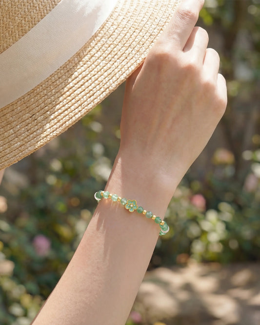 Faceted Green Agate Floral Gold Bracelet – Balance & Renewal