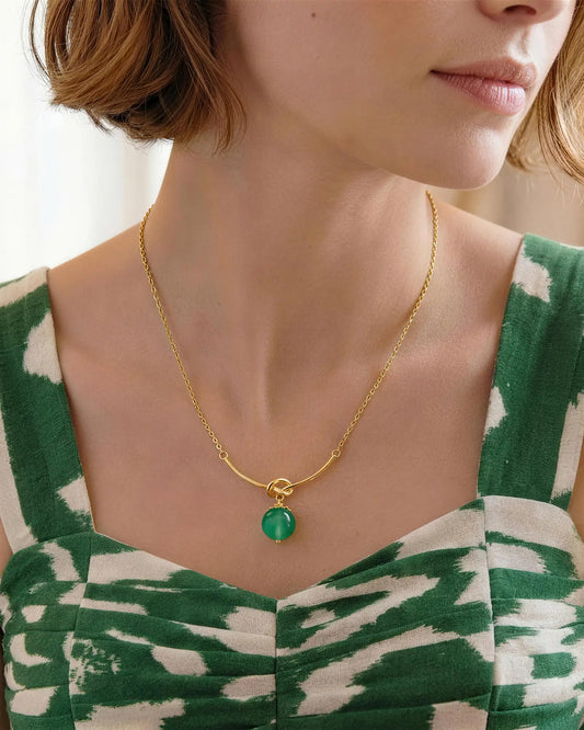 green agate pendant necklace