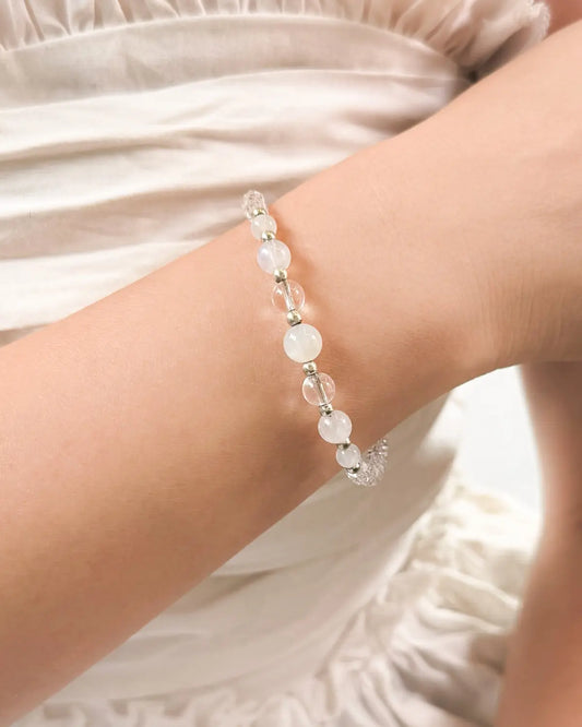 Moonstone Clear Quartz Silver Bracelet – Intuition & Feminine